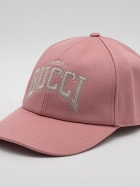 size M Gucci White Logo Embroidered Cotton Baseball Cap Hat Pink